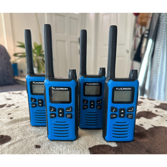 4 Floureon Walkie Talkies - FC200 - Picture 1 of 5